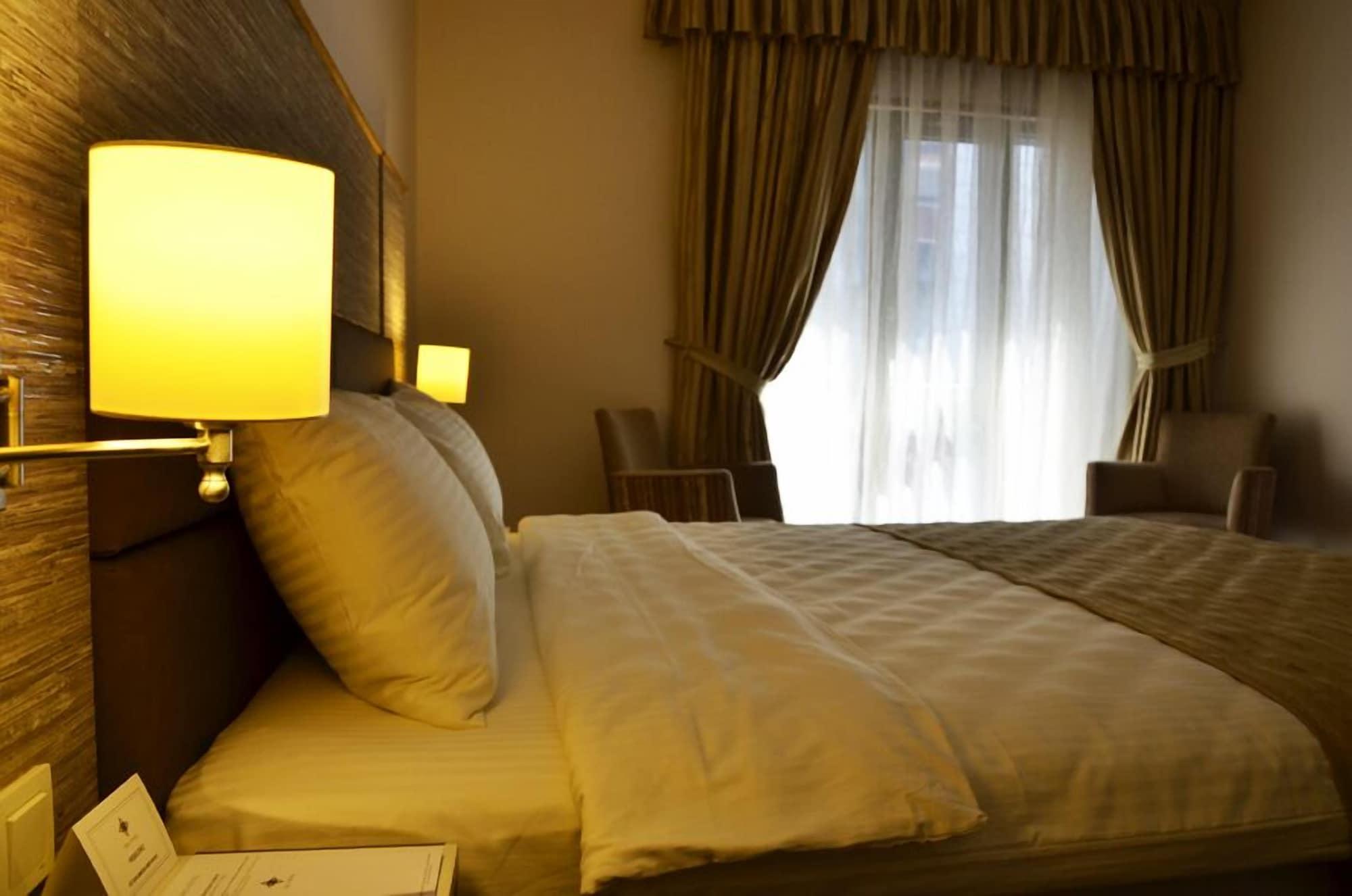 Orya Hotel Istanbul Exterior foto