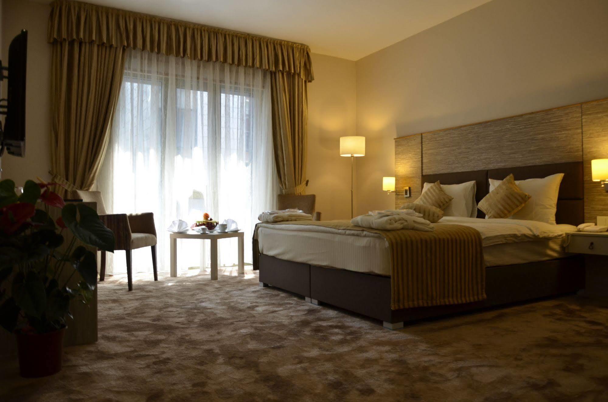 Orya Hotel Istanbul Exterior foto