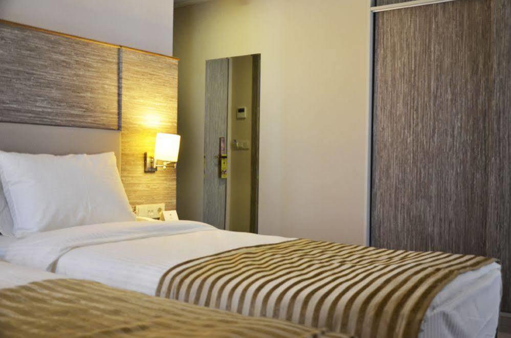 Orya Hotel Istanbul Exterior foto